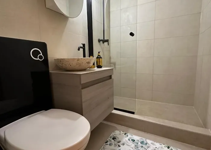 Les Dents Du Midi A10